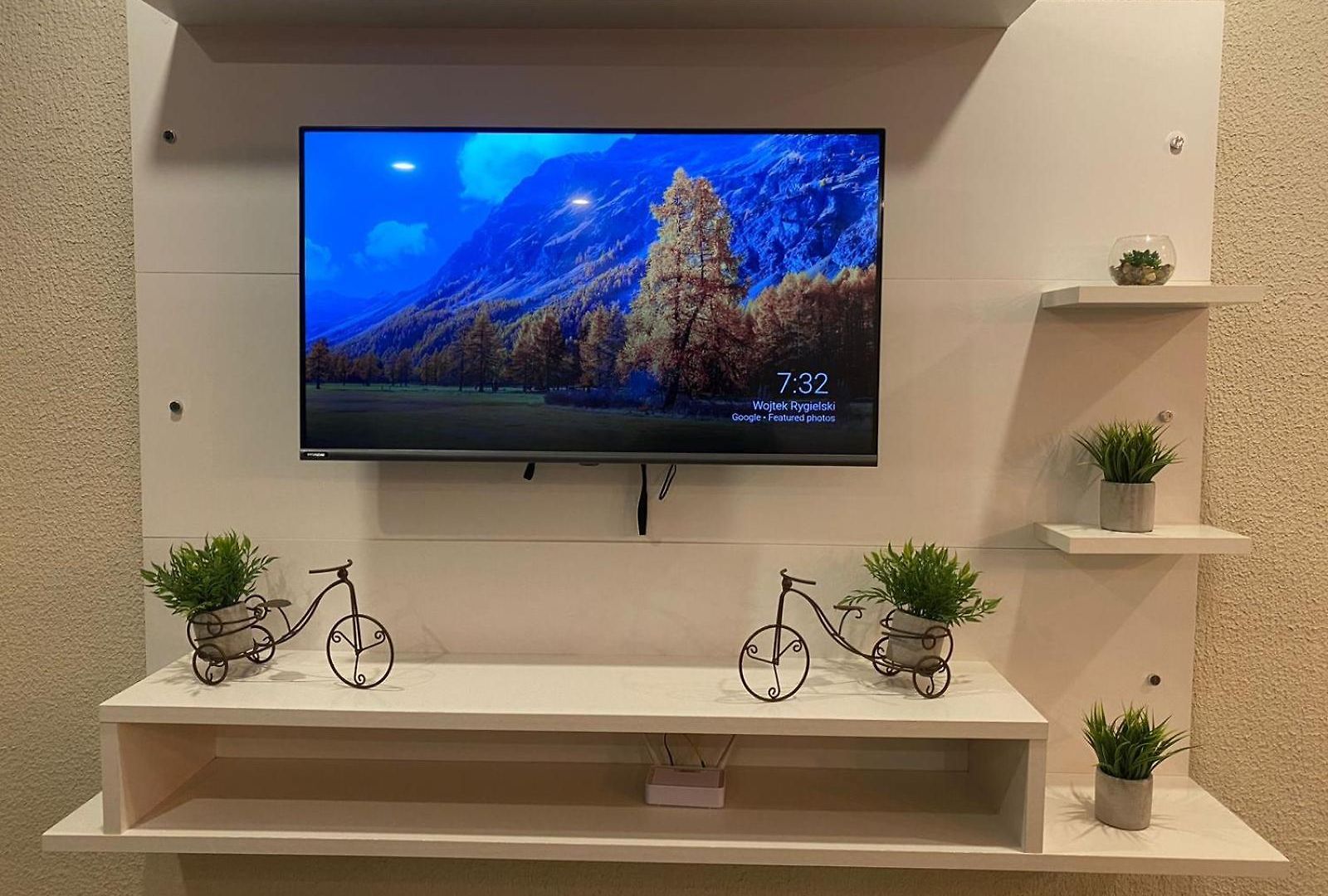 Dominique Cartagena, Beautiful 2 Bedroom *
