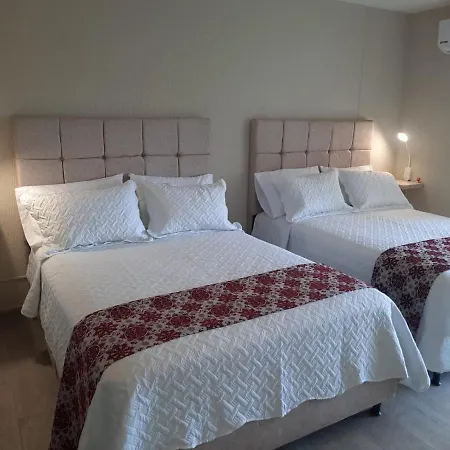 Dominique Cartagena, Beautiful 2 Bedroom Apartment *